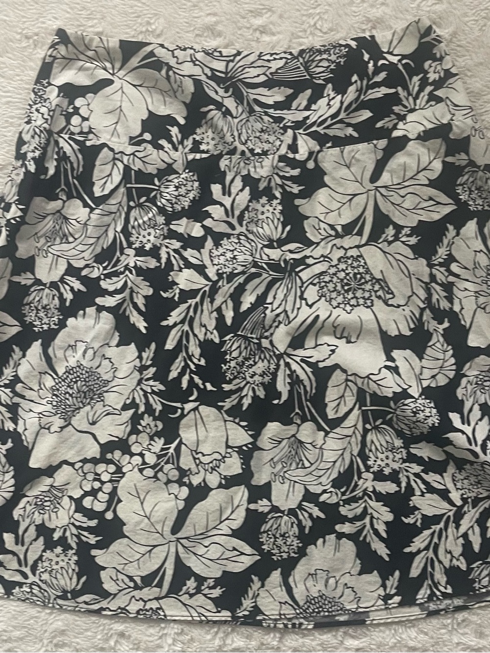 Old Navy Black and White Floral Midi Skirt
